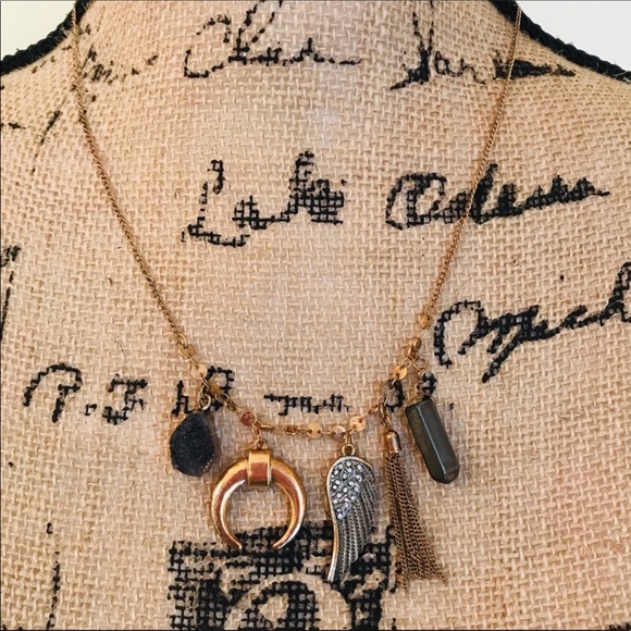 Good Luck Charm Necklace Adjustable Length Gold Plated Antique Finish - Picture 1 of 4